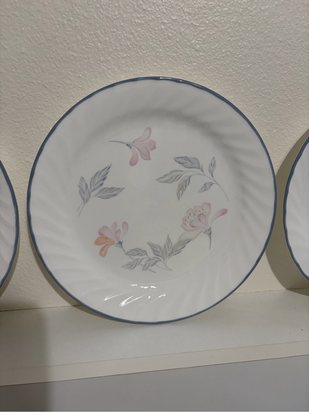 3 Corelle Pink Trio 9” Plates